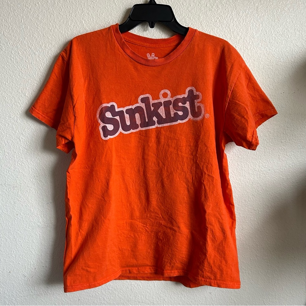 M | Sunkist Logo Tee in Womens Medium, Orange Sunkist Junkfood Clothing Brand